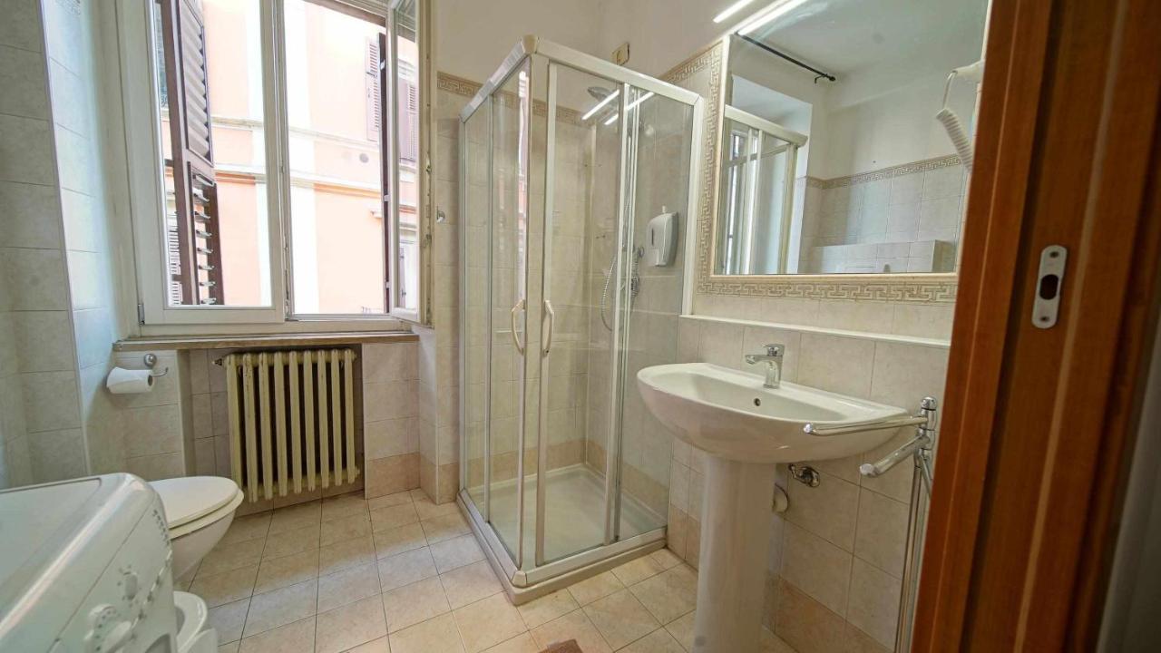 Destiny Home 2 Verona Piazza Isolo Εξωτερικό φωτογραφία